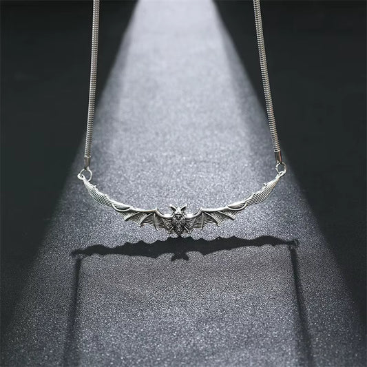 Vintage Gothic Bat Pendant Necklace for Women, Vampire Bat, Dark Style Choker, Jewelry Gift for Girls